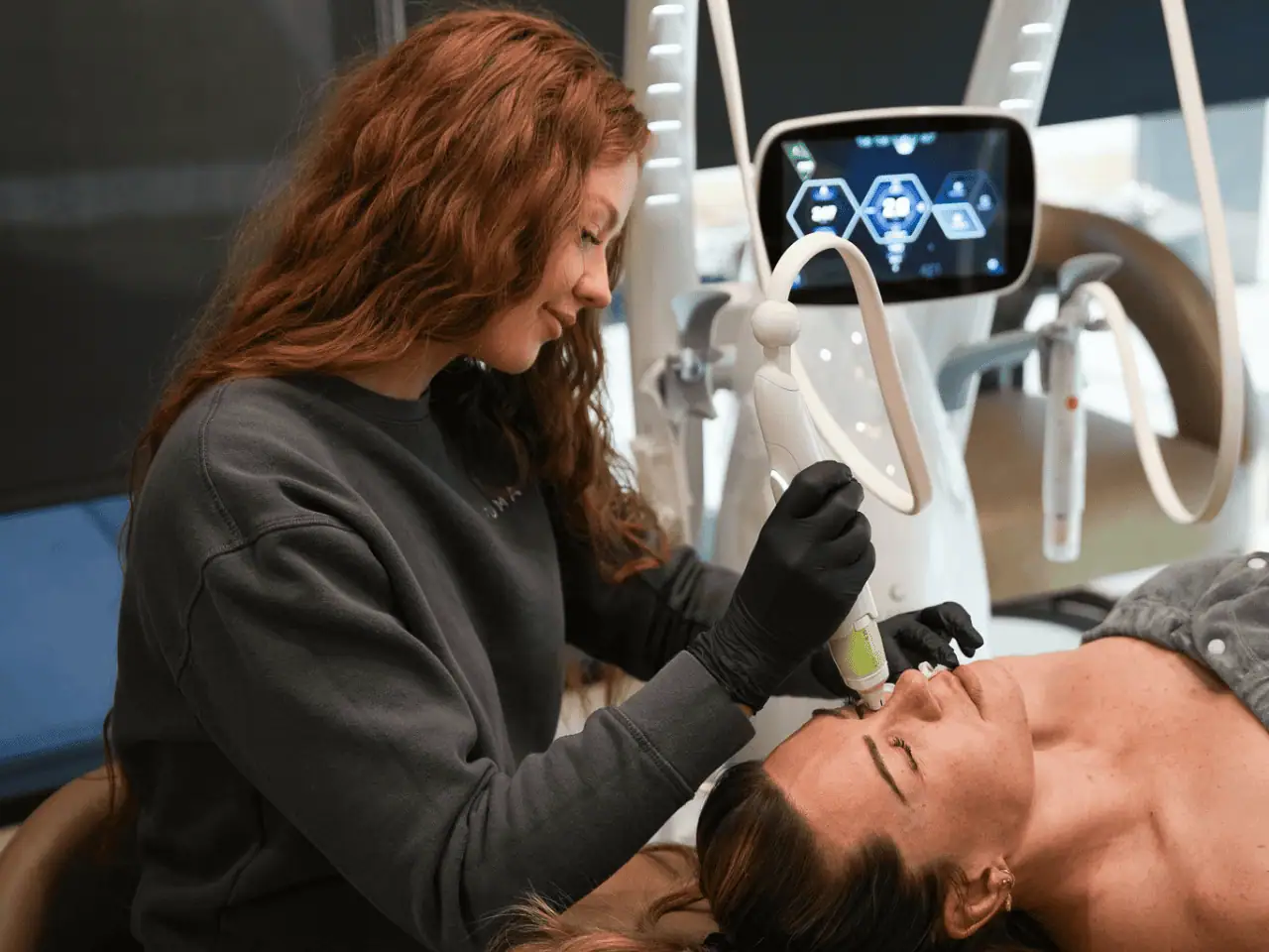 EVERESSE™ Skin Tightening